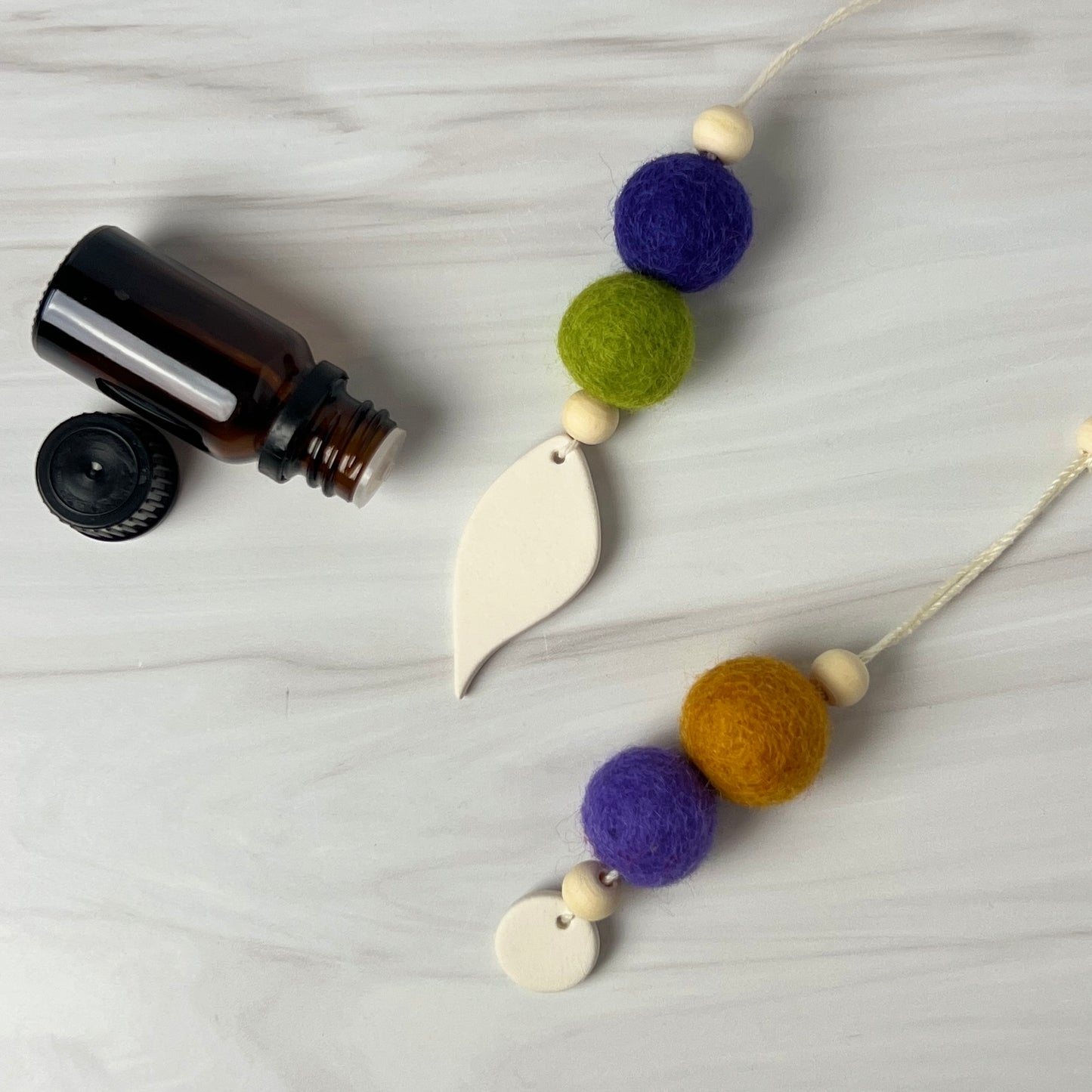 Hanging Essential Oil Diffuser