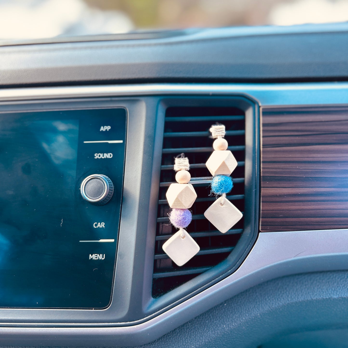Geometric Car Diffuser Vent Clip